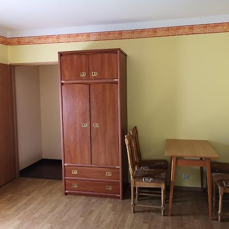 Zamek Ostrowski Villa Chojnik Buitenkant foto