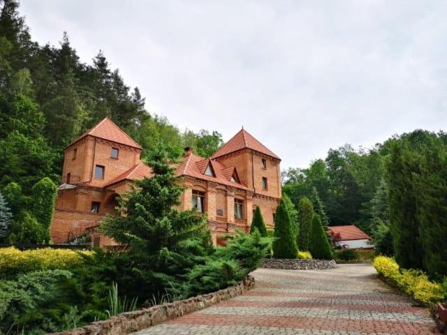 Zamek Ostrowski Villa Chojnik Buitenkant foto