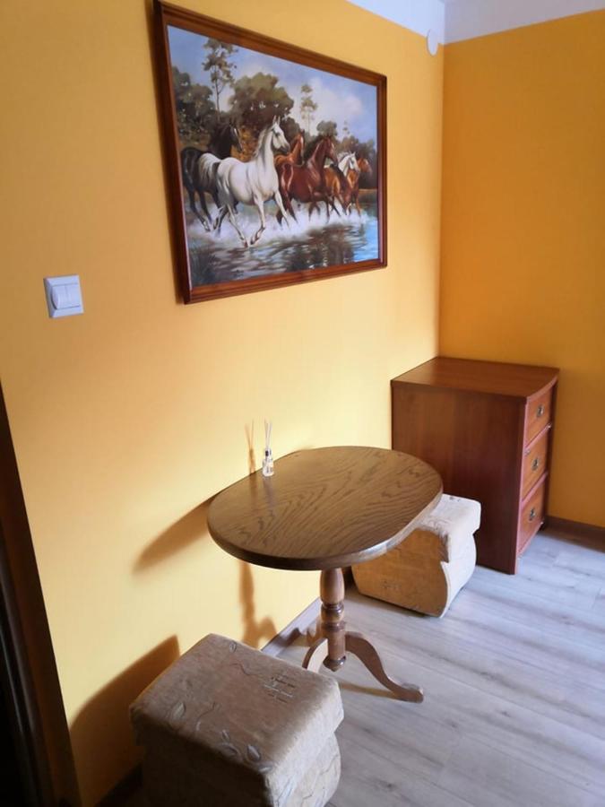 Zamek Ostrowski Villa Chojnik Buitenkant foto